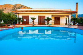 Casa Vacanze Caruso Carini